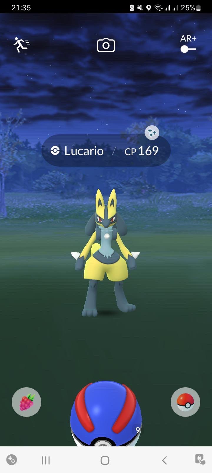 Lifting&Zombies on X: I think we can all agree that the best part about  Zorua's release is seeing shiny locked Pokémon in the wild!! #PokemonGO   / X