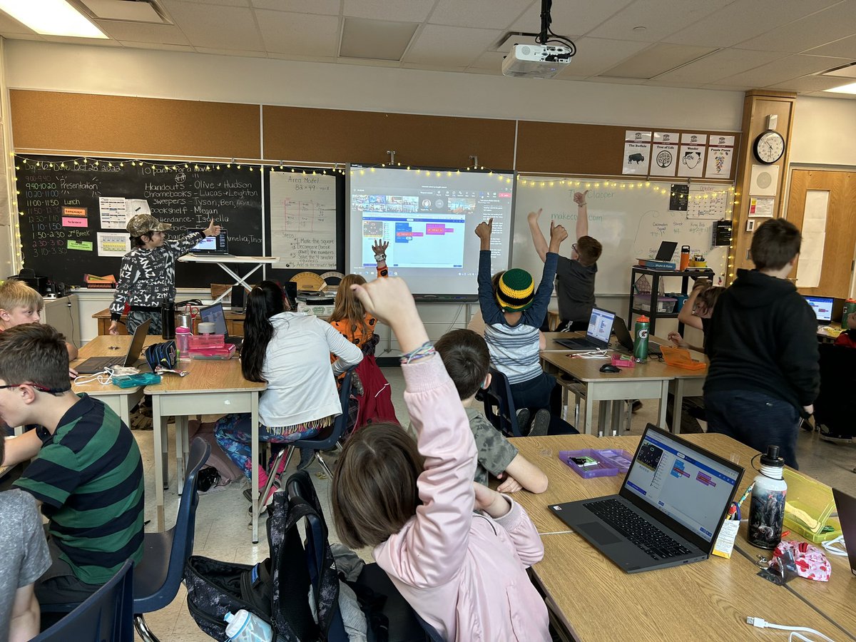 Heather Thomson tweet media