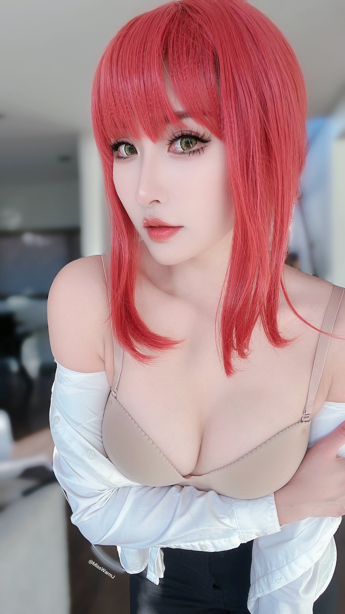 MissWarmJ as MakimaChainsaw Man suggestive