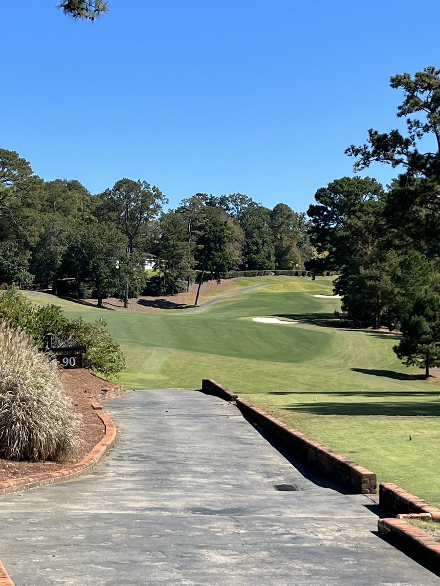 jbgolf79's tweet photo. Great week for applying @SimplotTurf #ambientplus #extremegreen and #rapture on greens and fairways. https://t.co/XNTBHB2PR6