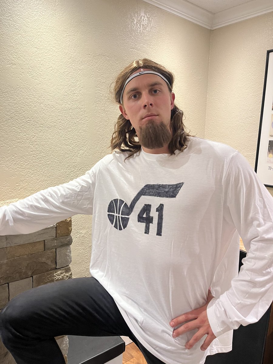 cole (@c_jakman) on Twitter photo I’m honor of <a href="/KellyOlynyk/">Kelly Olynyk</a>’s buzzer beater last week. Now let’s go make your free throws this game! <a href="/RyanQualtrics/">Ryan Smith</a> <a href="/utahjazz/">Utah Jazz</a> <a href="/JazzUniTracker/">Jazz Uniform Tracker</a> #TakeNote I’m honor of <a href="/KellyOlynyk/">Kelly Olynyk</a>’s buzzer beater last week. Now let’s go make your free throws this game! <a href="/RyanQualtrics/">Ryan Smith</a> <a href="/utahjazz/">Utah Jazz</a> <a href="/JazzUniTracker/">Jazz Uniform Tracker</a> #TakeNote