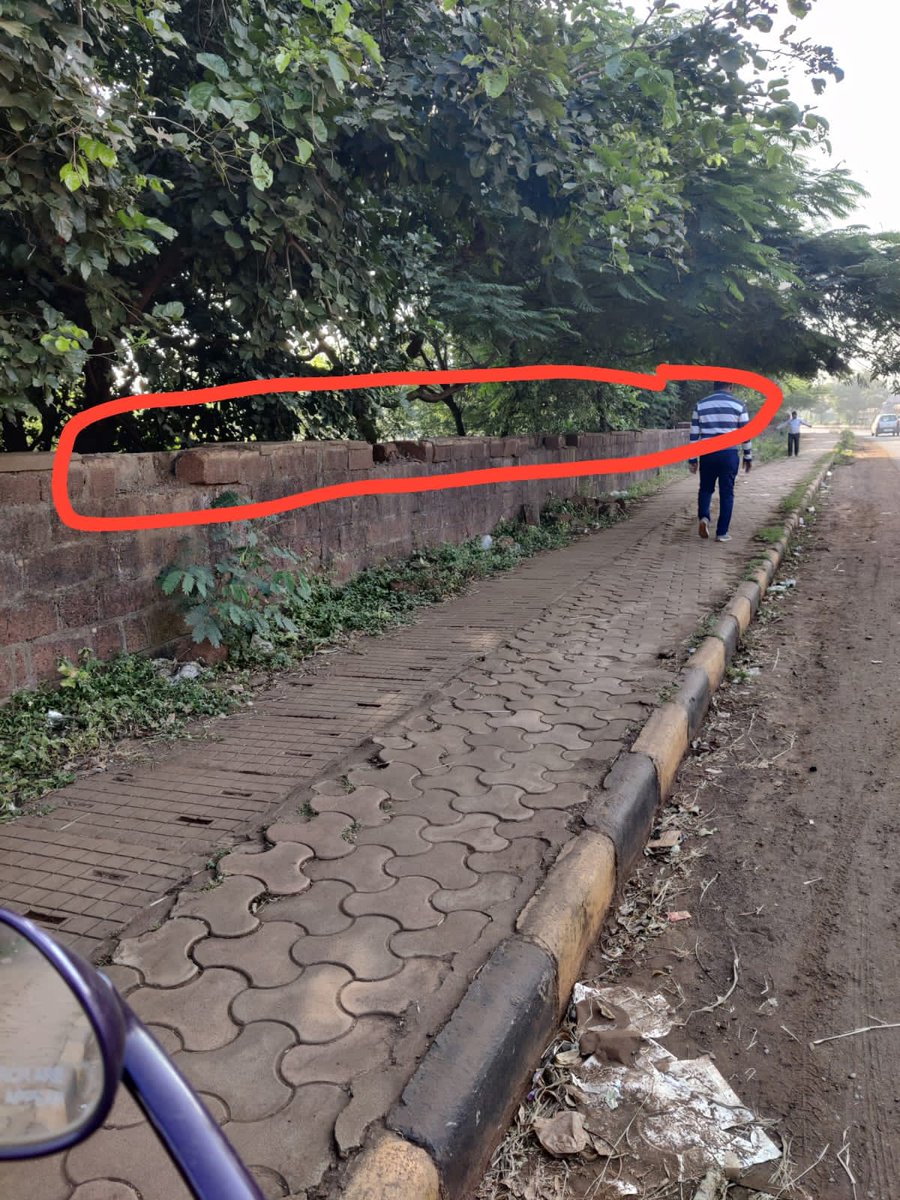 Anilkum00130990's tweet photo. In Bidar City Road's and Ring roads fully damaged, very difficulty to travel in city, with this road daily accedents are happening, and footpath also dammaged please do the needful, take immediate action,pic @CCPatilBJP @bhagwantkhuba @shankargowdabjp @BSBommai @PrabhuChavanBJP https://t.co/3lMThHAfpd
