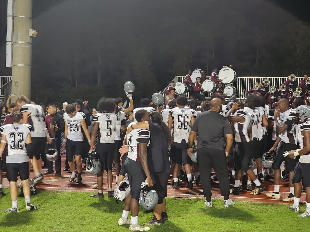 CCHSBears's tweet photo. Cypress Creek 14 Freedom 13.  First win against Freedom since 2015.  Thank you for showing up Bear Nation!! Thank you for showing out Cypress Creek band!BEAR PRIDE!@CypressCreekHS @FootballCypress @CCHS_mrsmendez @CCBearsBBall @aysha_nickels @bowling_cchs @CCHS_MSoccer @CCHSBand https://t.co/aUPt8vFHqu