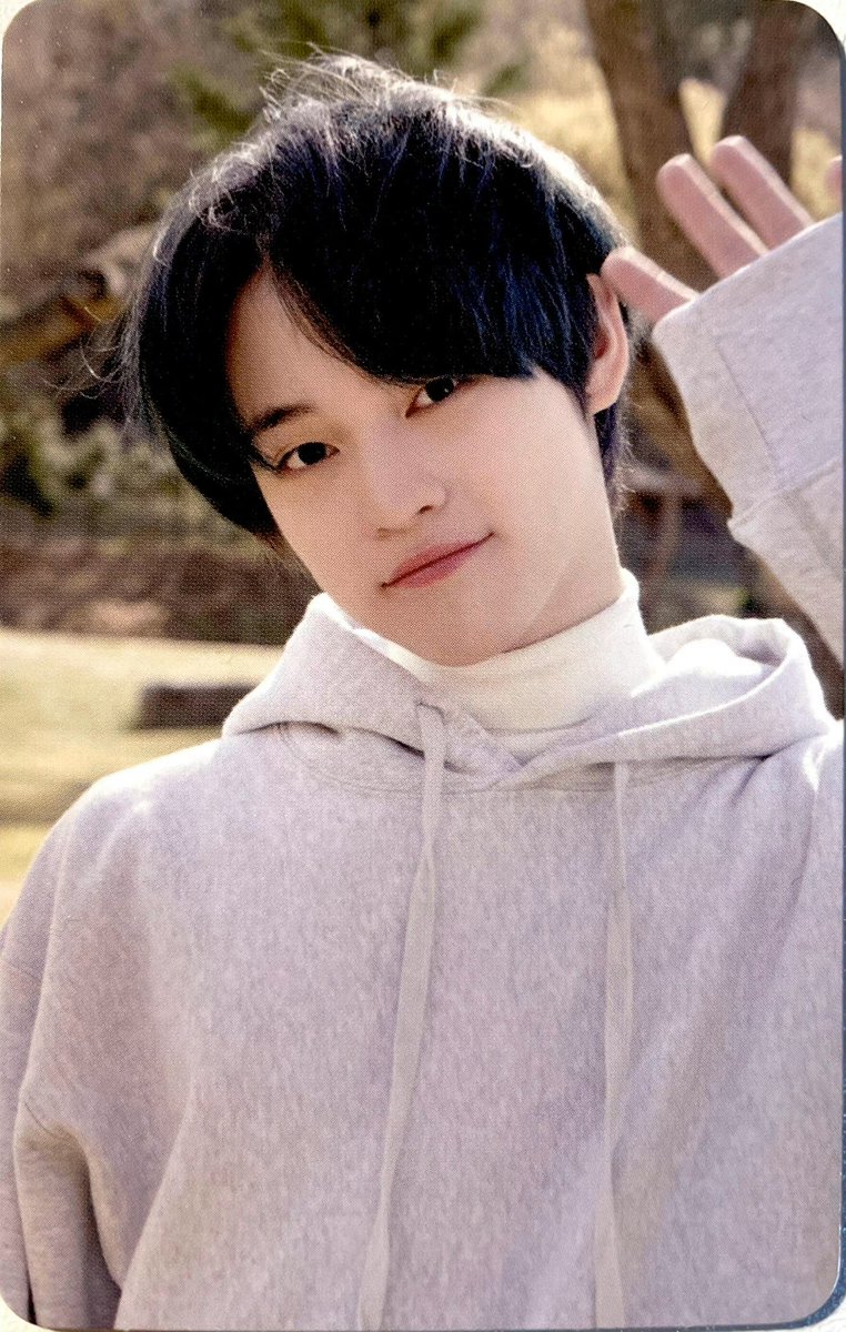 nomorecosmo's tweet photo. wtb lfs iso
BUY⭕️

🐬CHENLE WISHLIST🐬
nctlife flipbook
yzy r3 bread
5th minibag 
smcu badge
hello future lenticular+holo

✅fullset/pc only
✅slight flaw under light 
✅ph/ina/thai/kr
🌟flexible budget(but overpriced❌）
💗free to dm
wts lfb 엔시티 천러 포카 양도#ตลาดนัดnct https://t.co/HozSaw70qZ