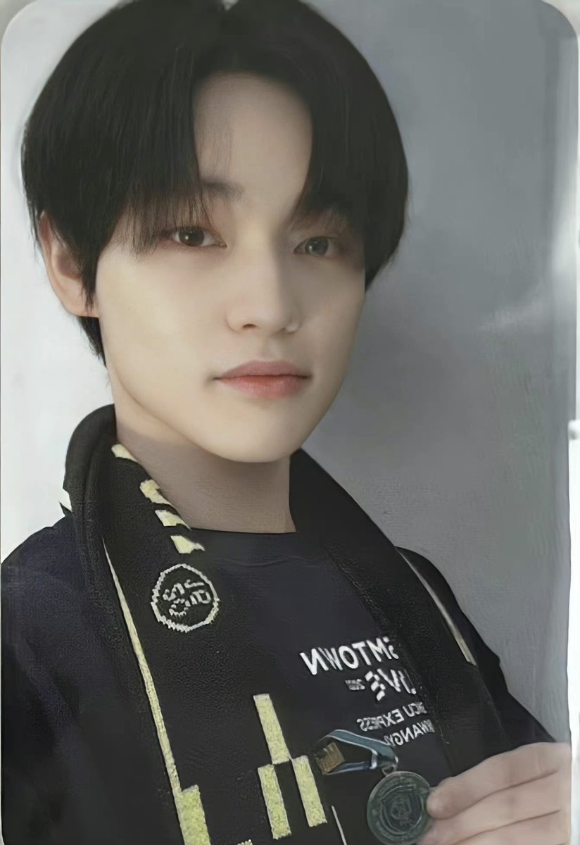 nomorecosmo's tweet photo. wtb lfs iso
BUY⭕️

🐬CHENLE WISHLIST🐬
nctlife flipbook
yzy r3 bread
5th minibag 
smcu badge
hello future lenticular+holo

✅fullset/pc only
✅slight flaw under light 
✅ph/ina/thai/kr
🌟flexible budget(but overpriced❌）
💗free to dm
wts lfb 엔시티 천러 포카 양도#ตลาดนัดnct https://t.co/HozSaw70qZ