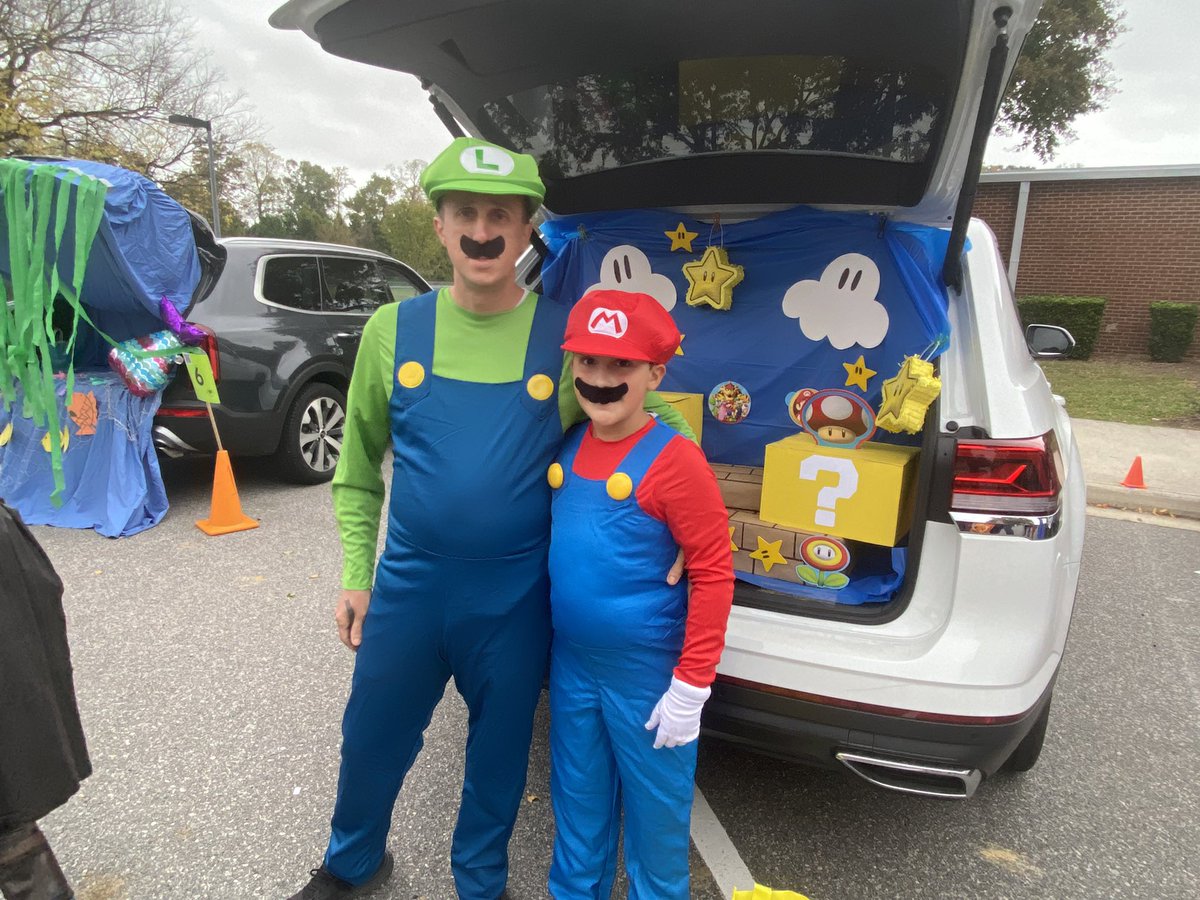 Tara Kirsch tweet media