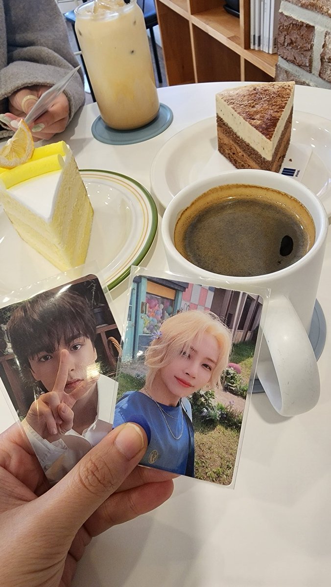 bangoppazzang's tweet photo. Oppa들데리고 놀러옴요
ㅋㅋㅋㅋㅋㅋㅋㅋㅋ https://t.co/tDLWUUHSvI