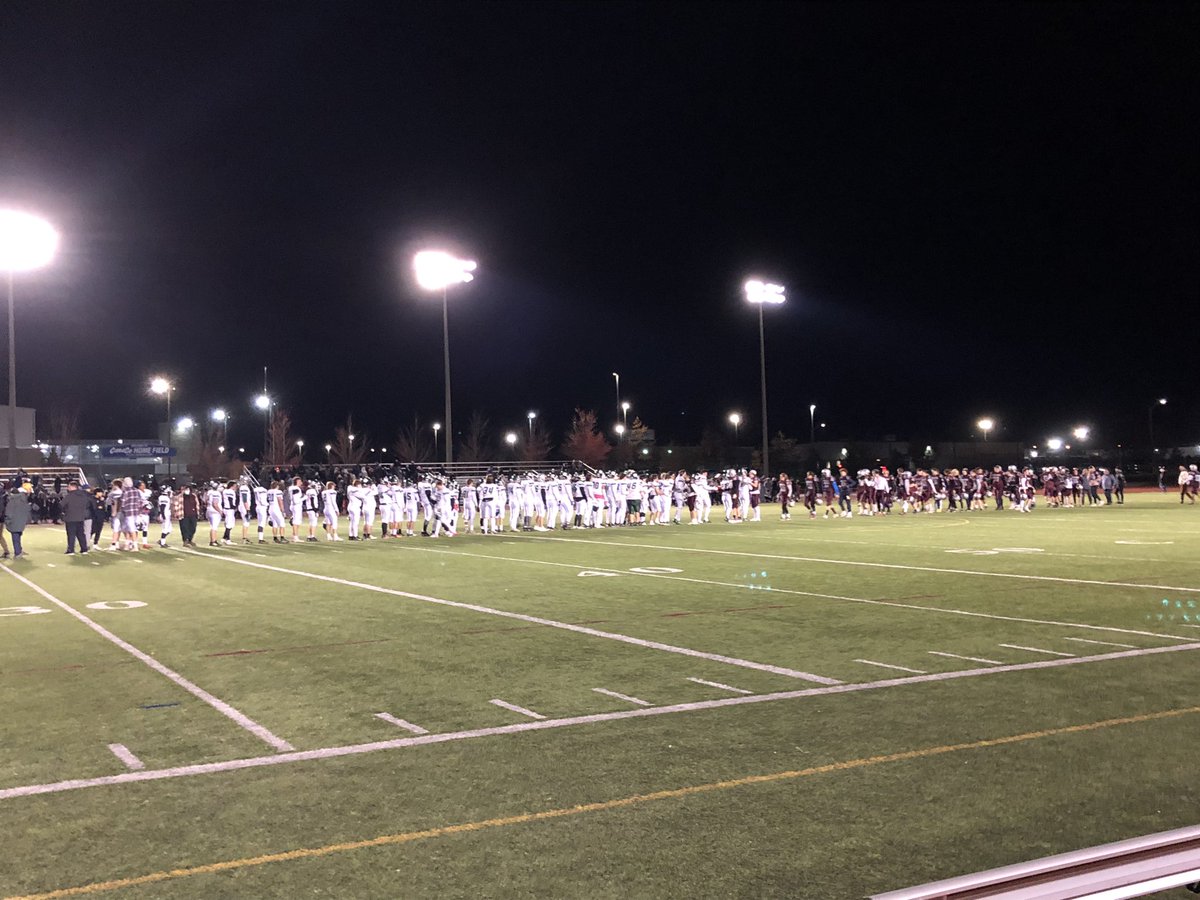 KASSAA Football Regular Season is over. Bring on the Football play-offs! <a href="/FSSprops/">FSSprops</a> 21 over <a href="/Gr33nArmy/">Holy Cross Athletics</a> 14 in the Sr. Game tonight. 🏈🍁👏