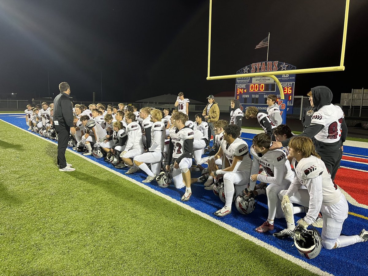 dchswarriors's tweet photo. NOT DONE YET! #WarriorPride https://t.co/qn9LDAt2BI