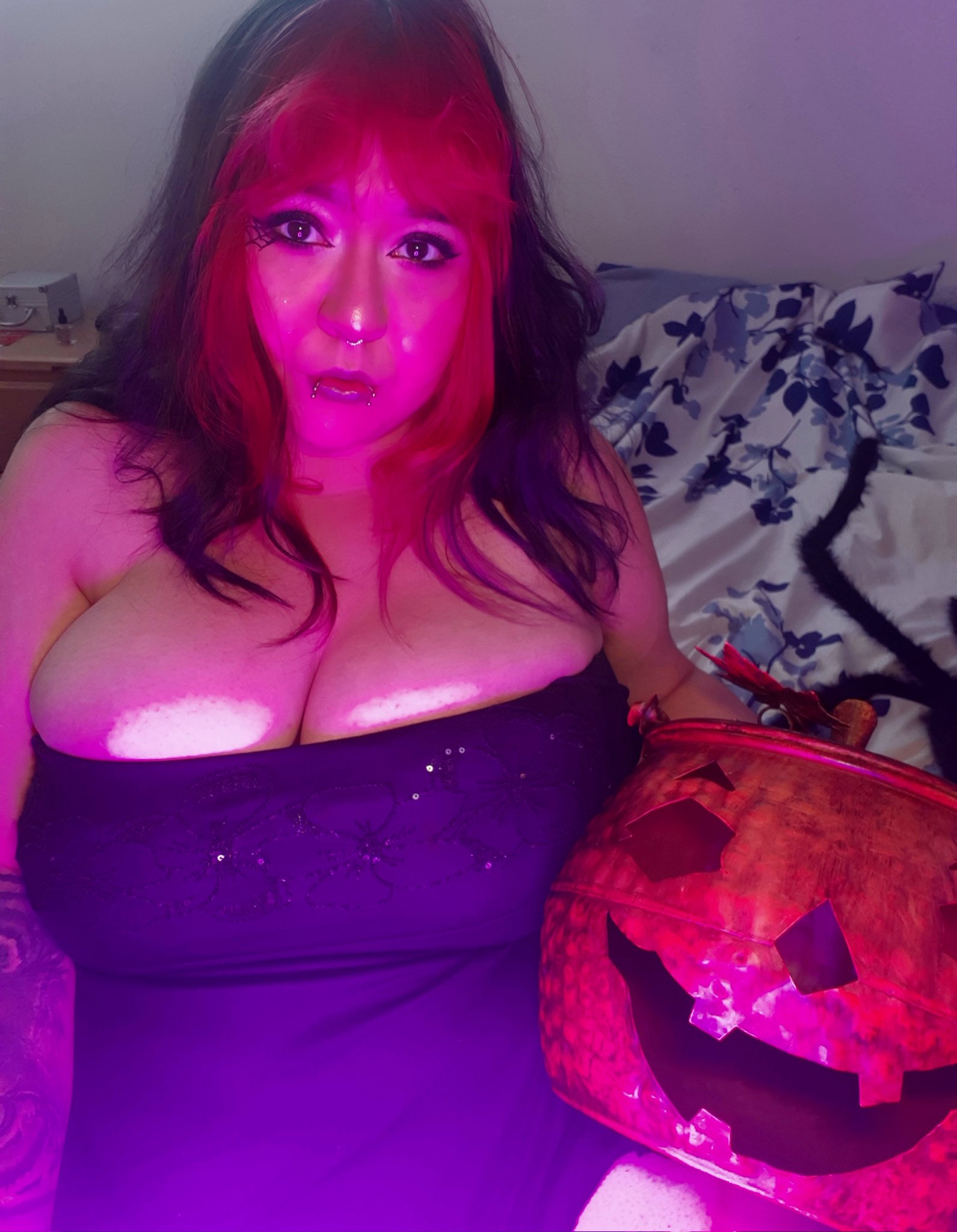 kristin-altkitty98-twitter