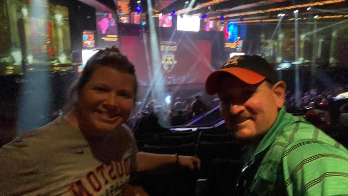 SundaySean's tweet image. Let’s go! @CrissAngel #CrissAngelLIVE