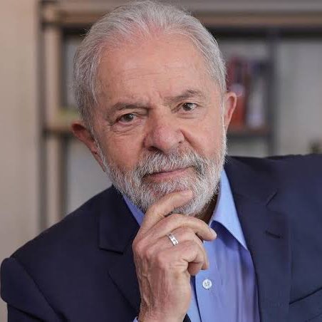 choquei's tweet photo. 🚨VEJA: Lula é a pessoa mais comentada do mundo nesse momento, com mais de 2 milhões de menções #DebateNaGlobo https://t.co/ioELlD1RSQ