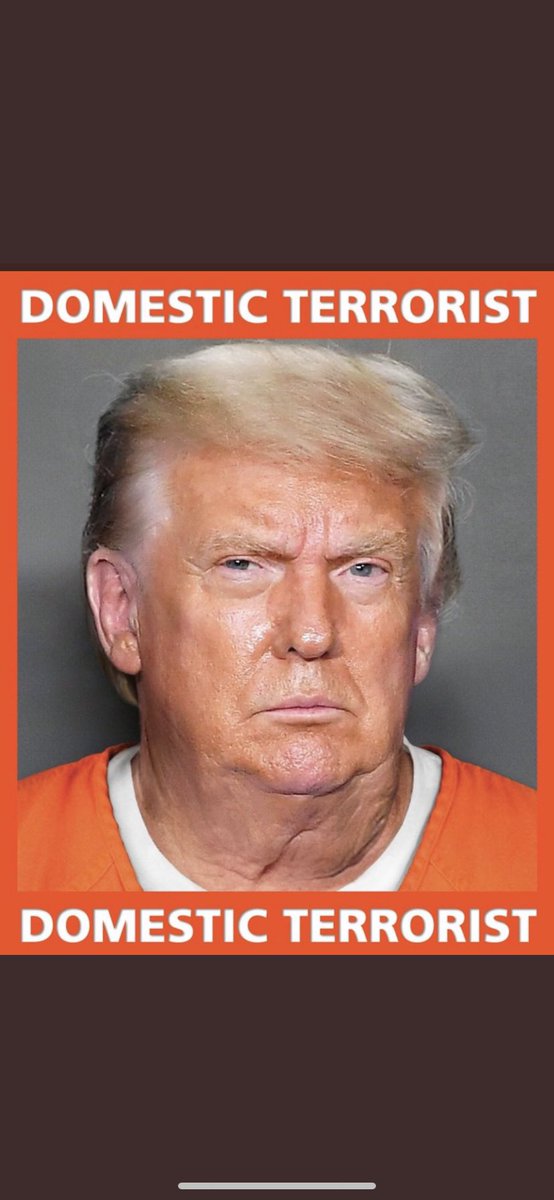 bruce_loman's tweet photo. @ACTBrigitte At least he’s not a traitor with spray on tan ! https://t.co/Z4Xrzgxjut