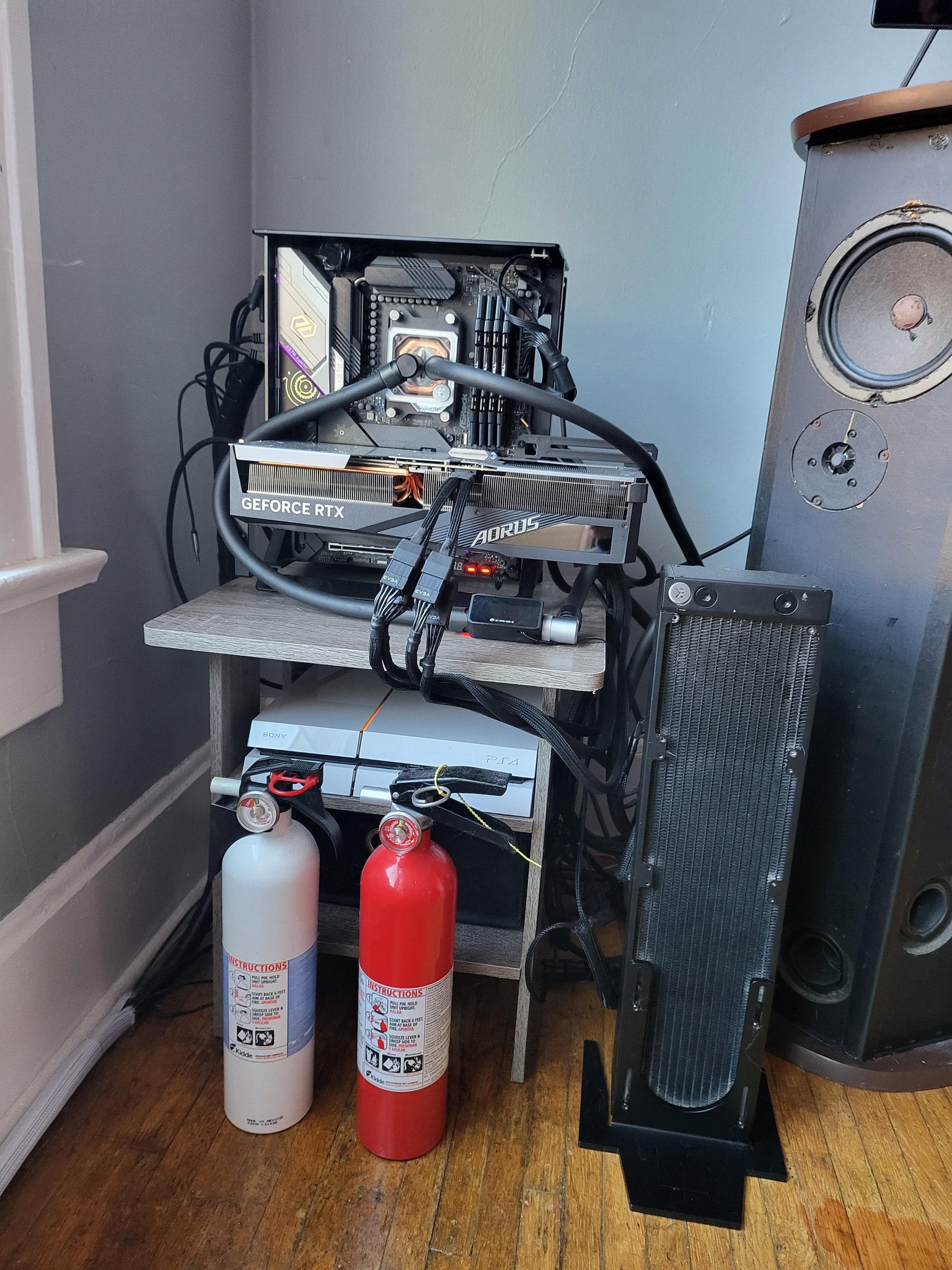 FgMAiSvWIAAMOeM.jpg:large