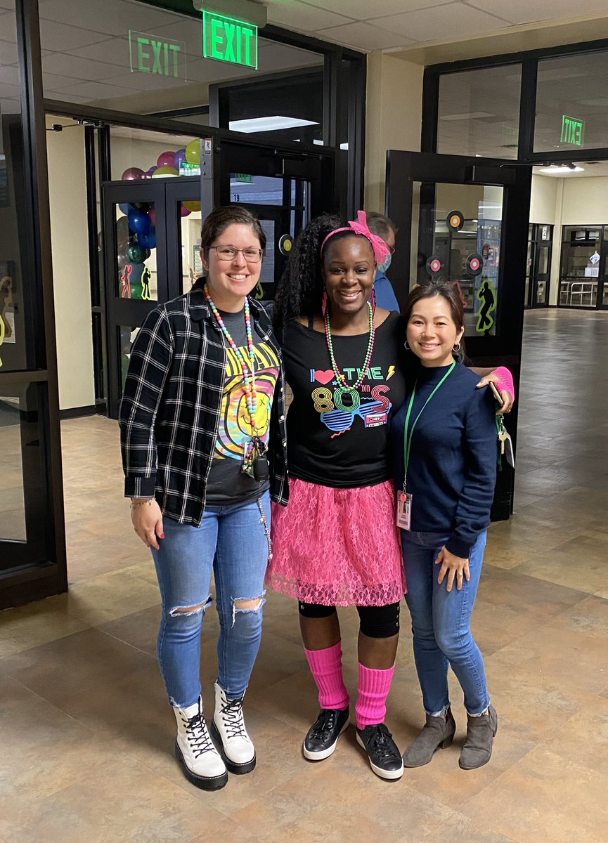 Decades Day at work representing the 80s and the 90s!! #MCJHREDRIBBON22 <a href="/MCJHGators/">Mayde Creek JH</a>