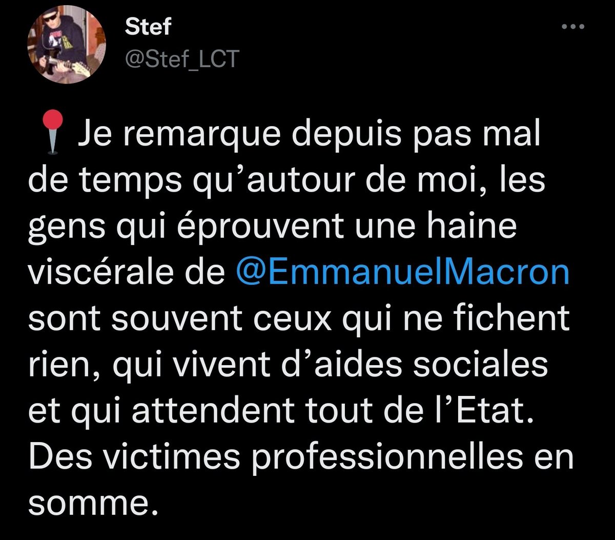 Jasmine__2025's tweet photo. Je remarque depuis pas mal de temps qu’autour de moi, les gens qui éprouvent une haine viscérale de @JLMelenchon 
sont souvent ceux qui ne s'interessent qu'à leur petite personne, avec un QI d'huître, matérialistes, incultes et sans humanité. 
Des victimes du système en somme. https://t.co/GuD5GoQ0lA