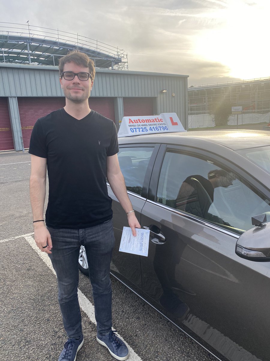 Congratulation to Martin Who passed his Driving Test in Mitcham Driving Test Centre. 
Thanks for Choosing Hands on Wheel Driving School.
Contact us Via 
 📞 07725416796
Instagram 🔗 handsonwheelschool
🌐 handsonwheeldrivingschool.com #drivingschool #mitcham #lessons