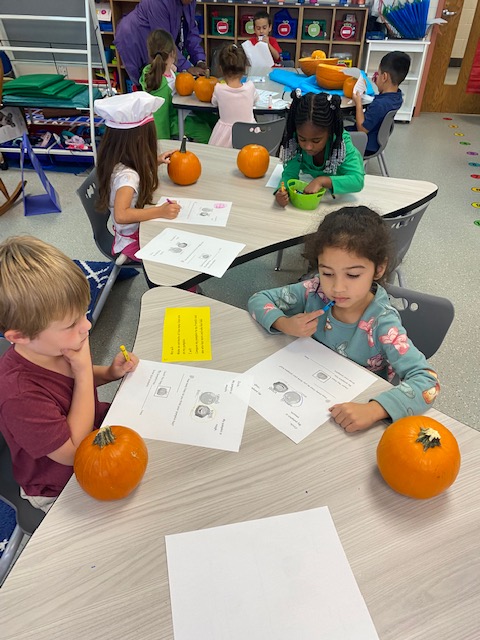 HESHippos's tweet photo. Mrs. Tigrett’s Class Pumpkin Experiments https://t.co/NLqAcDtKXi