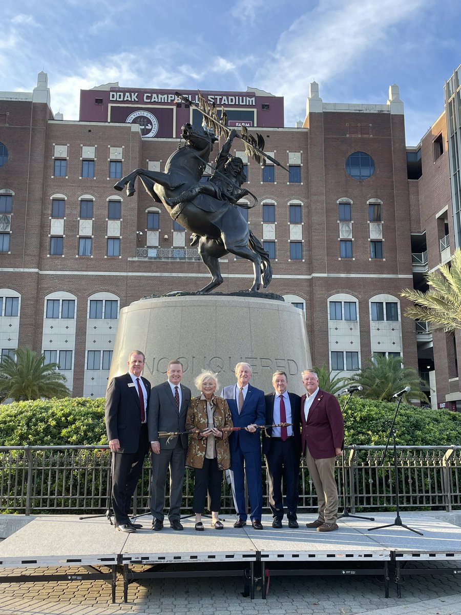 Thank you @FSUPresThrasher and Jean Thrasher for your leadership and commitment to @floridastate! 🍢 #GoNoles | #OneTribe