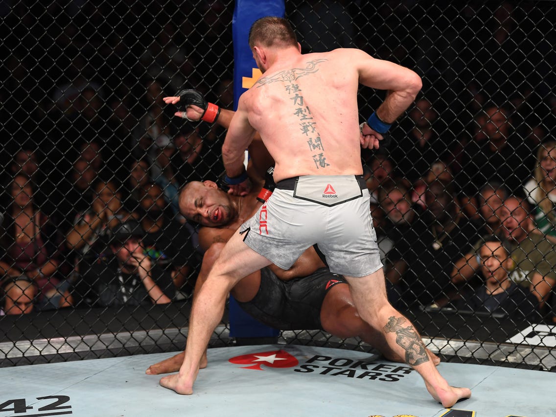 PisslamMakachev's tweet photo. @JamaicanShooter @JonnyBones @stipemiocic @surreywalamunda Go fuck yourself old ugly man, Stipe is actually a full time firefighter. You wrote he is a bum who doesn't wanna fight. Who did you fight you weak ugly grey beard santa claus looking motherfucker. https://t.co/RRHCzq58iw