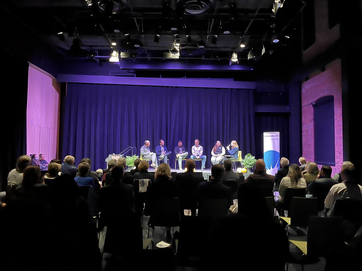 Enjoying this panel and the conversation about invention learning among young people. Thanks <a href="/LemelsonMIT/">Lemelson-MIT Program</a> for inviting me. Are inventors born or made?