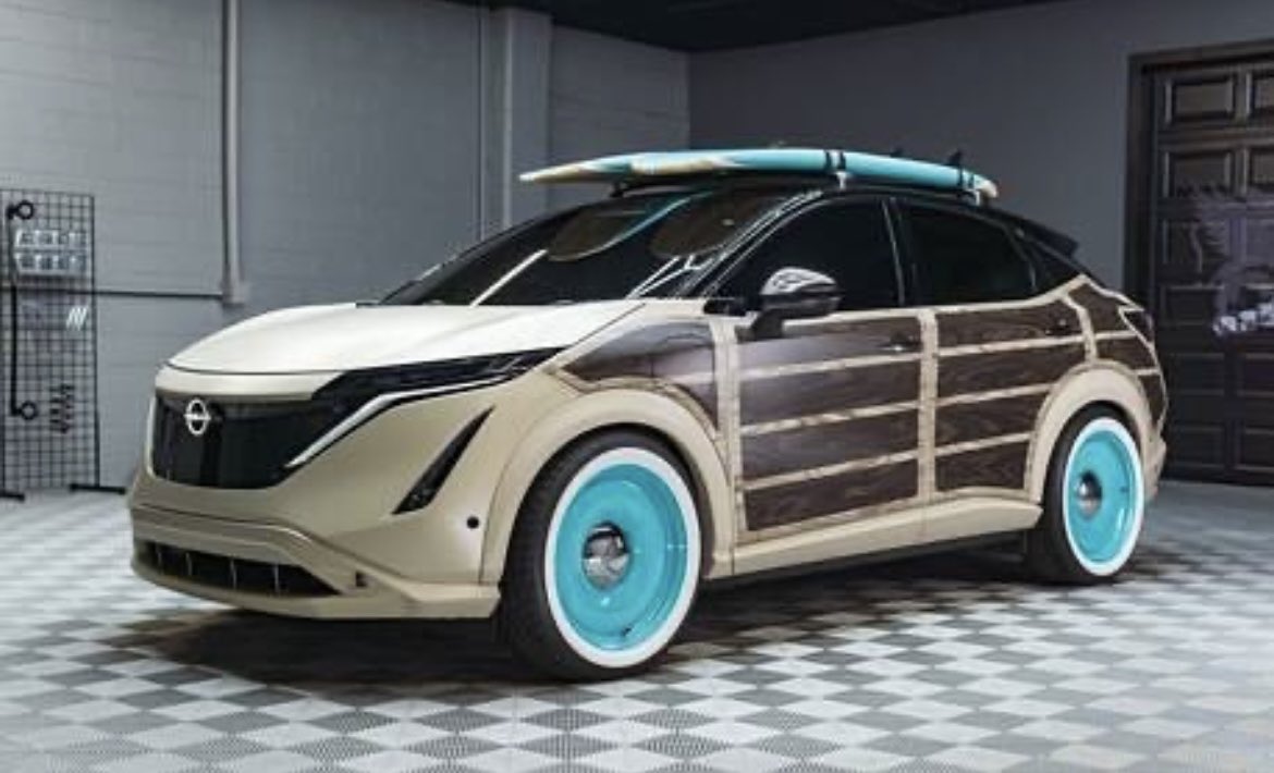 alllcarnews's tweet photo. Anyone else getting Murano Cross Cabriolet vibes from this?? But like without the Cabriolet part 😅 #nissan #sema #aryia #murano #ev https://t.co/7Y6TTOy9xG