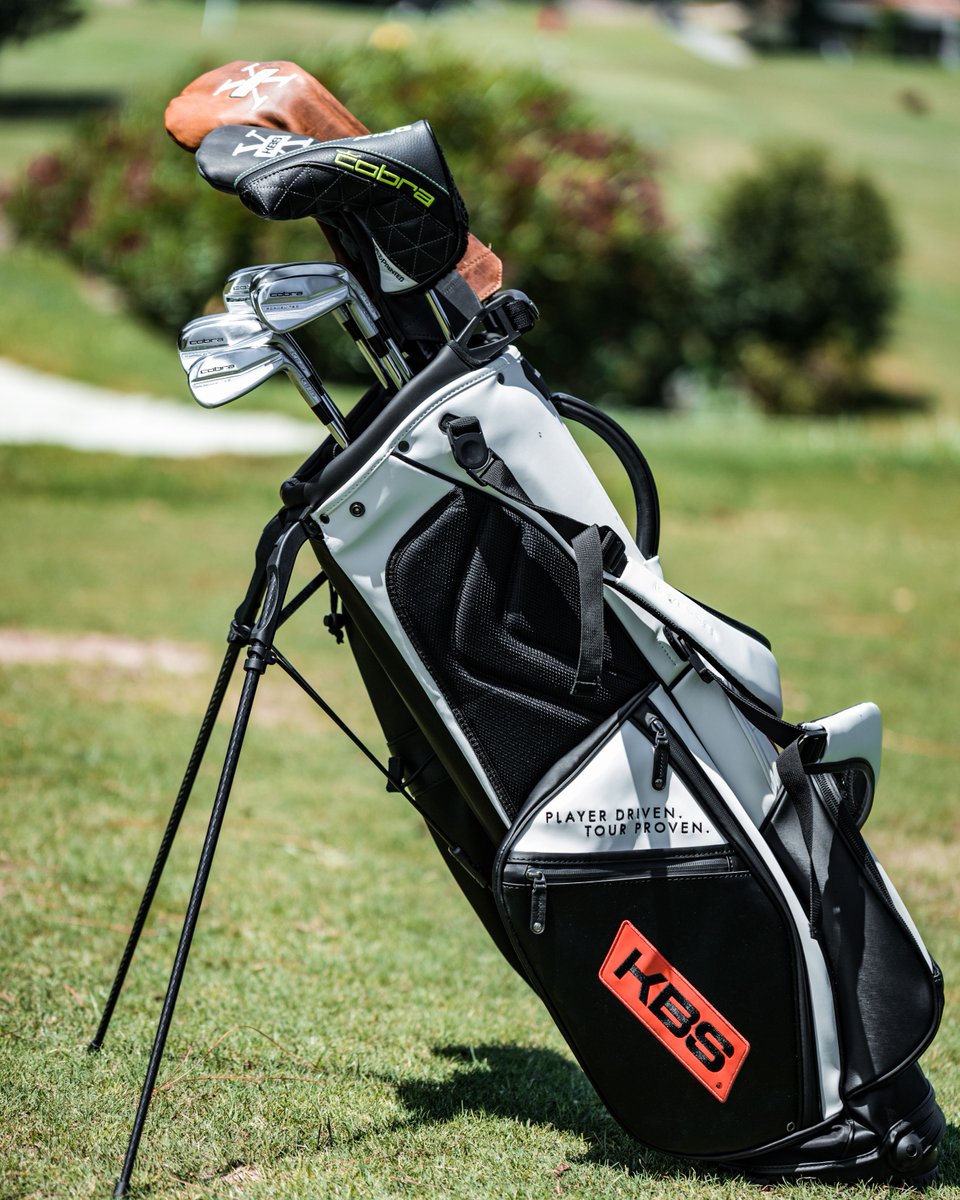 KBSGolfShafts's tweet photo. Game time 🔒Let's go low this weekend!
#TGIF #lookfortheredlabel #fridaymood #kbsgolfshafts #golf #weekendready #bestinthegame #birdies https://t.co/w3RvKg69Lm