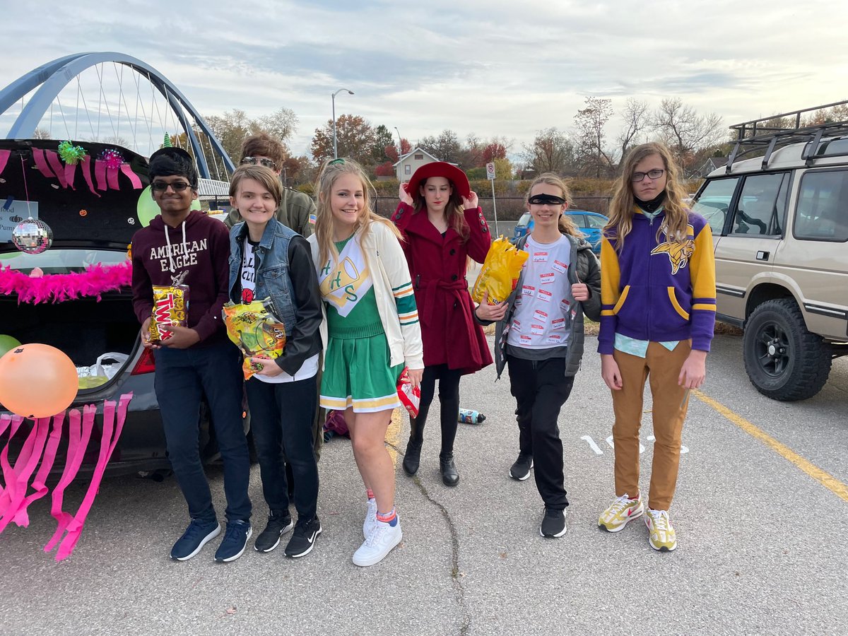 ridersforensics's tweet photo. We had a blast last night at Trunk or Treat last night! Thanks to the NHS for making it possible!! https://t.co/fNZ4RIWm2i