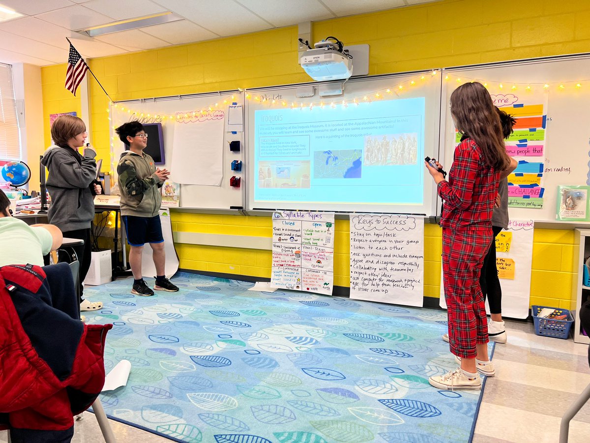 Hallie Demetriades tweet media