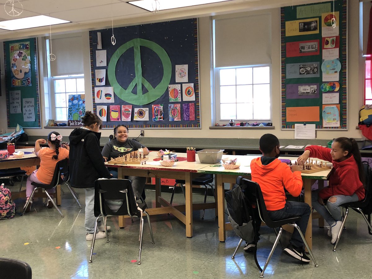 ABHRostek's tweet photo. Chess Club is back in action at Millmont with the assistance of some wonderful judges and lawyers in the Reading area! @RDGschools @MillmontSchool https://t.co/d2vZfkN8yK