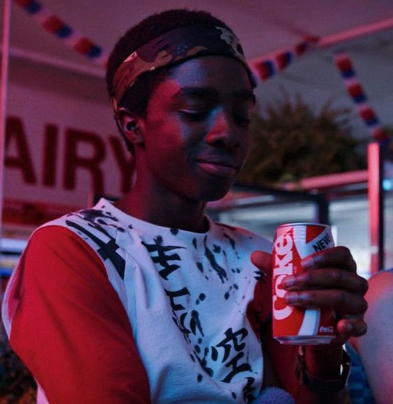 Need someone to look at me the way Lucas looks at his new Coca Cola #LucasSinclair #Strangerthings