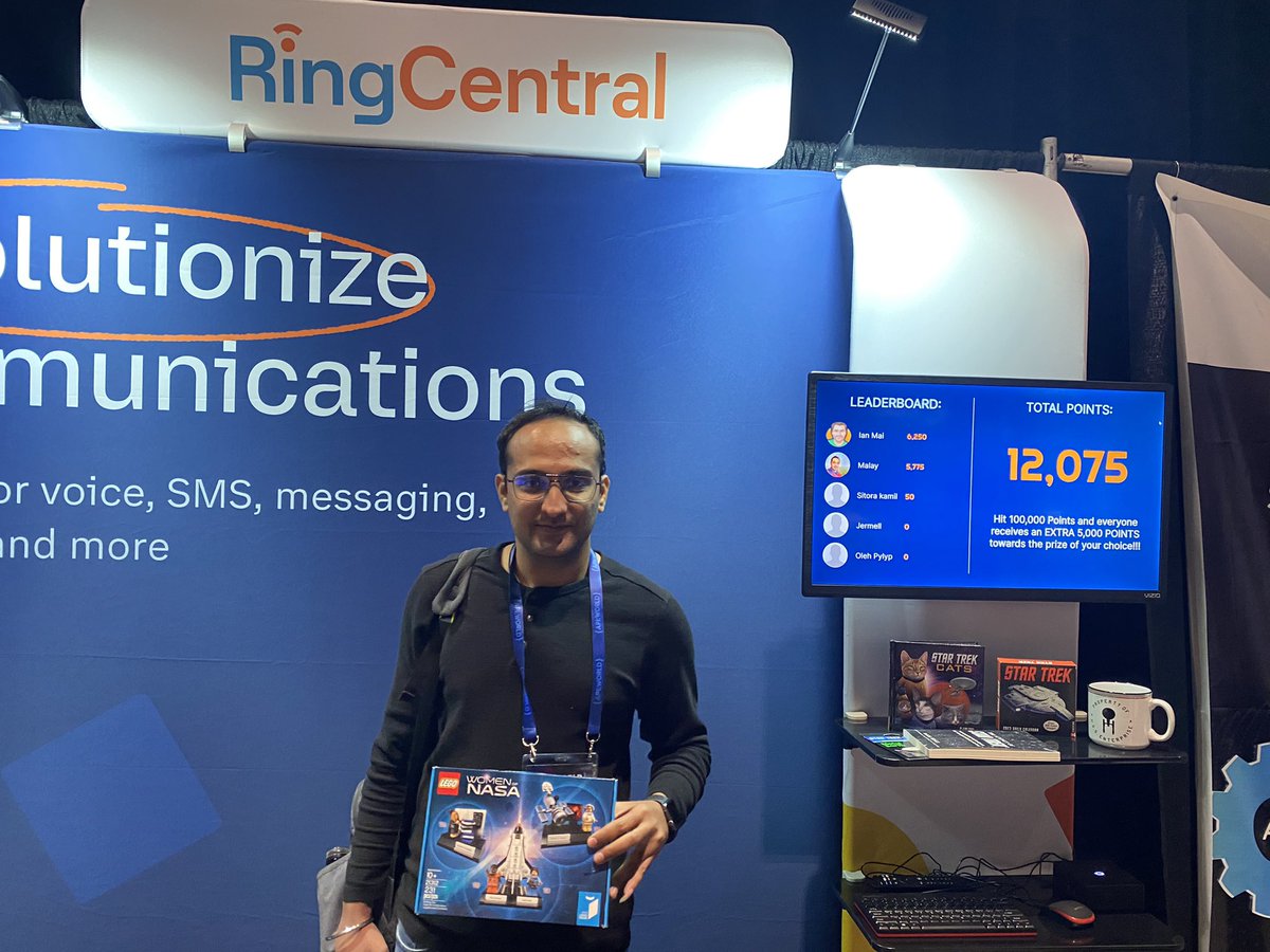 Hey #developers the team had a great time chatting with you all <a href="/APIWorld/">API World</a>!! If you didn’t have a chance to go in person make sure to join us virtually on Nov 1-3! #APIs #APIworld 

Congrats to the winners it was a close competition to the end! apiworld.co