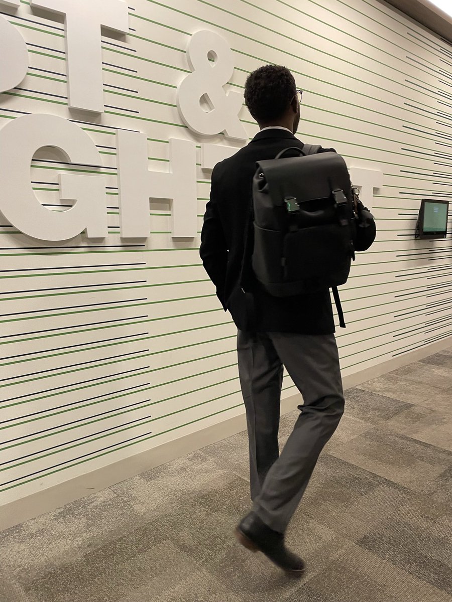 Aye it’s L D 🌍 tweet media