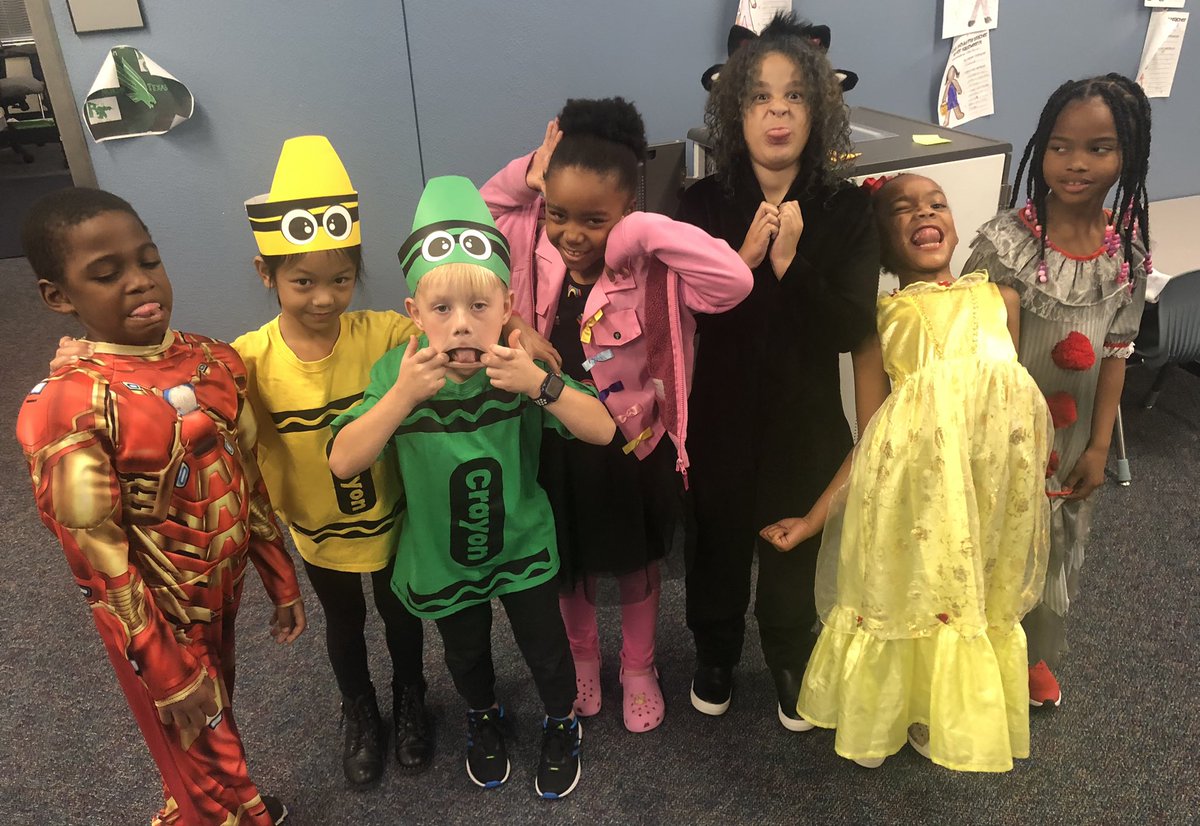 Our grand finale for Red Ribbon Week! Book Character Day!!! ❤️❤️ <a href="/McNeilElem/">McNeil Elementary</a>