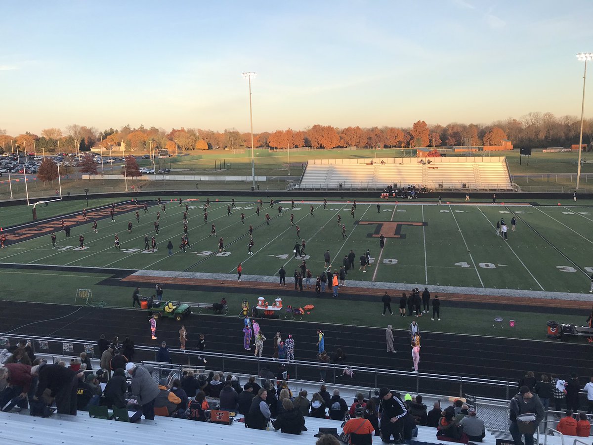 If you can’t make it to Indian Stadium tonight for the first round playoff game between <a href="/gadblack/">Tecumseh Football</a> (9-0) and Carlton Airport (7-2), tune in on 96.5 The Cave and online at 965thecave.com. <a href="/ihwendt/">Ian Wendt</a> and <a href="/patt965cave/">patt965cave</a> on the call!