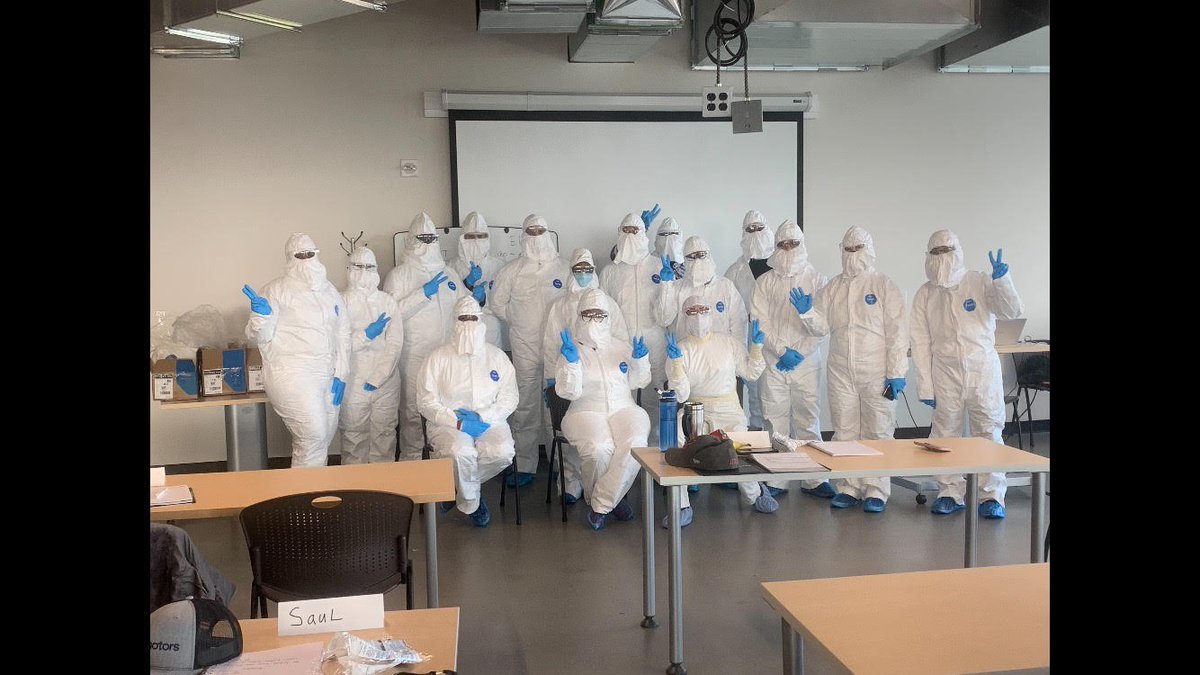 Worksystems's tweet photo. Congratulations to the inaugural Quick Start to Semiconductor graduates! They completed 2 weeks of hands-on training &amp; will interview at Intel next week. Thanks to partners @Intel, @PortlandCC, Worksource, &amp; @CityofHillsboro! #CHIPSact #semiconductor #QuickStart #QualityJobs https://t.co/dK4QkmPxnf