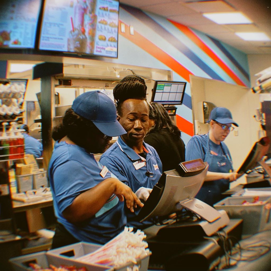 LSU Dining tweet media