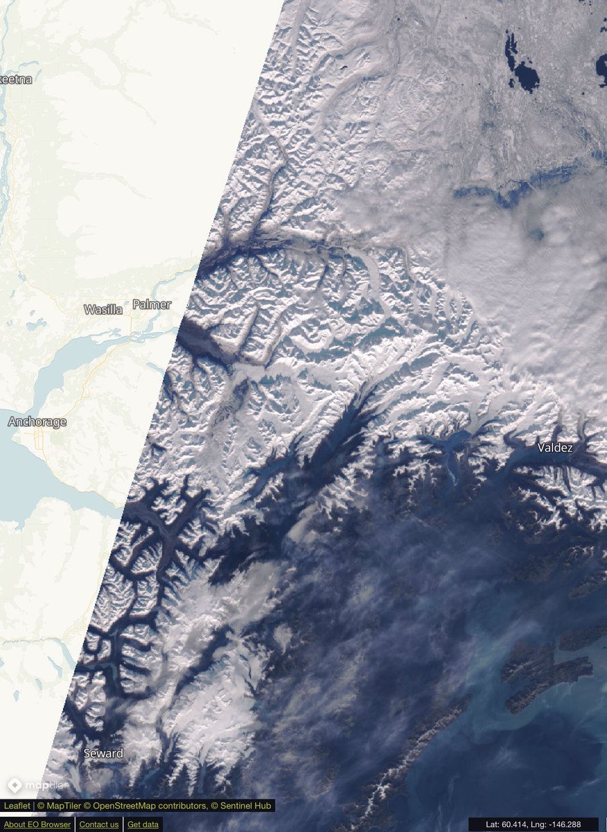 ar_etsch's tweet photo. @gomer2323 @akdggs @PhilipMunger Movement in the area of #BarryArm,  almost in the middle of #Anchorage and #Valdez #Alaska 

It also clear visible from space 📸🛰Sentinel-2 2022.10.23

Footage: @CopernicusEU @sentinel_hub https://t.co/P3akqH7W6d