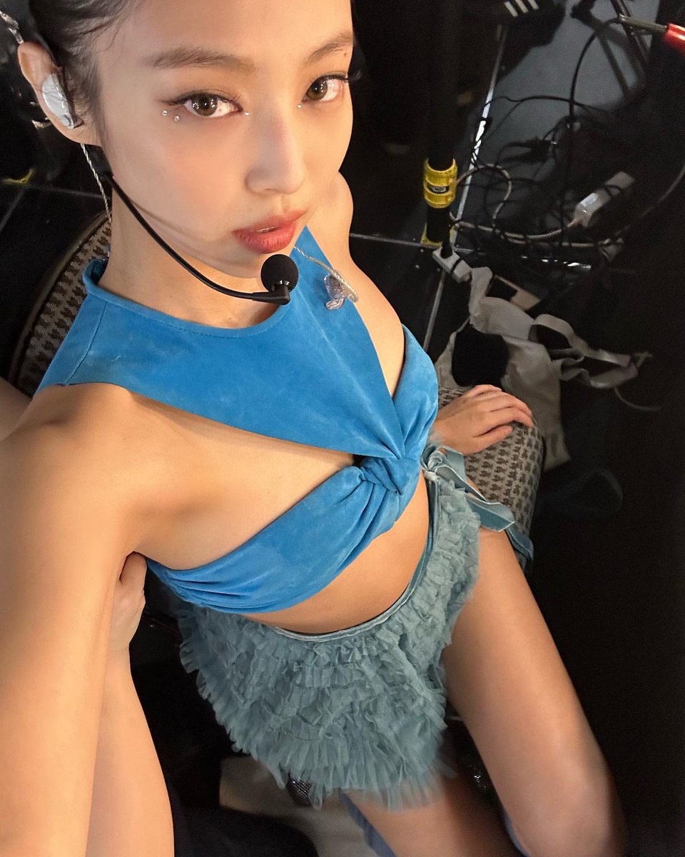 jennie tweet media