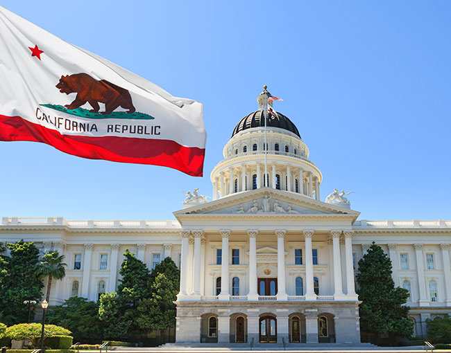 AssnExec's tweet image. Employers: Get ready for new California HR laws in 2023 and beyond - 10 things to look out for via @ThompsonCoburn at ow.ly/rczl50LkBO2. 

#PIHRA #SHRM #HR #CAemploymentlaw