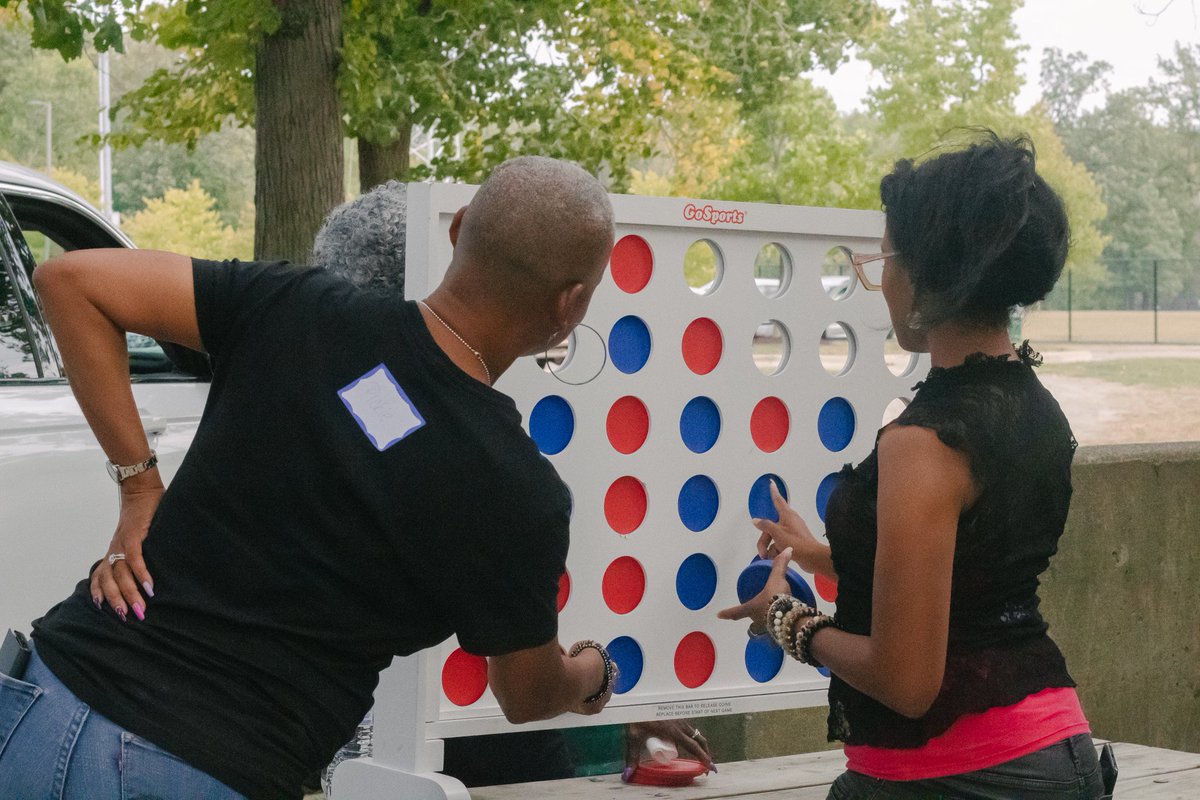 FMLLCEvents's tweet photo. What's your favorite party game? Comment below! #FMLLCEvents https://t.co/Lc5dzIh0JG