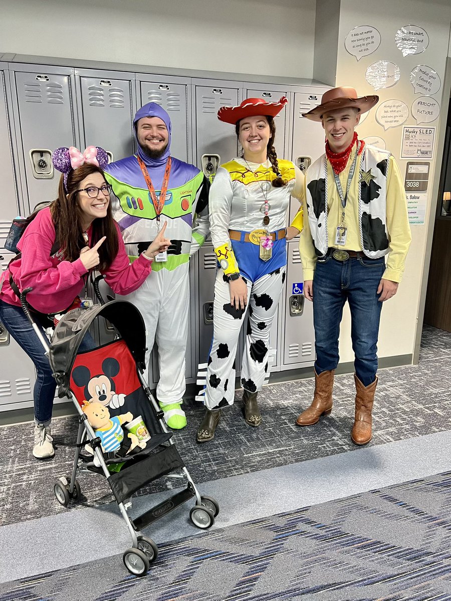 Today I heard a student say Toy Story 3 was the best of the franchise… he was not kidding. #wearehaskett <a href="/PrincipalPaz/">Dr. David Paz</a> @AP_LaurenWhite <a href="/HaskettJH/">Haskett Junior High</a>