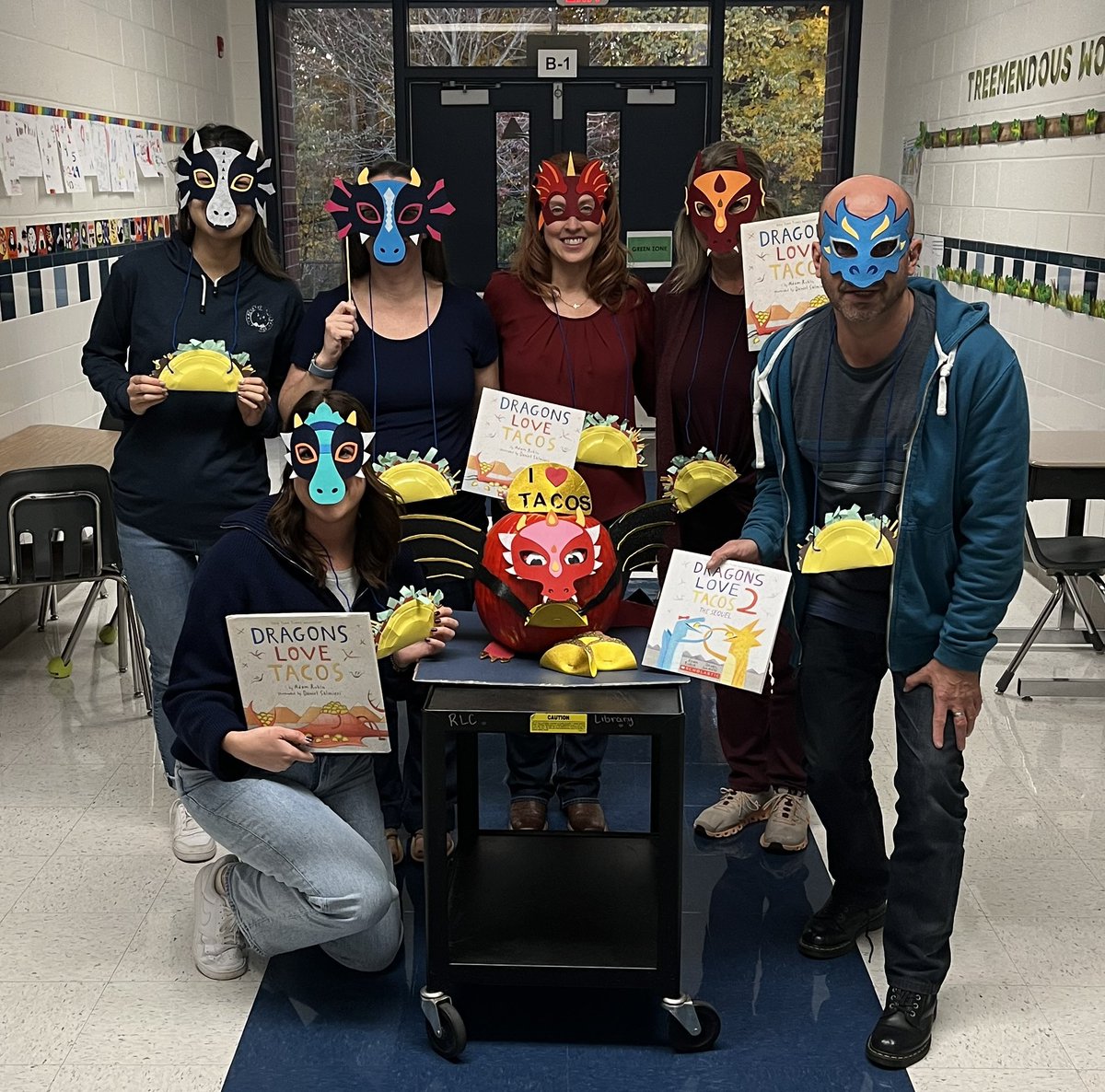 Alisa Kinney tweet media