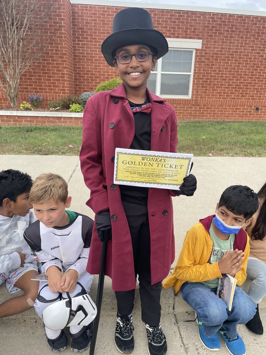 Alisa Kinney tweet media