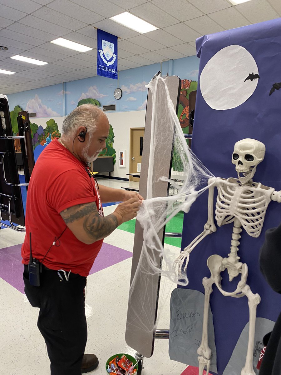 Marte Neshem, M.Ed. (she/her/hers) (@neshem_marte) on Twitter photo Trunk or Treat was a success! Even indoors! <a href="/EISDofSA/">Edgewood ISD</a> <a href="/LBJelem/">L.B. Johnson Elementary School</a> Trunk or Treat was a success! Even indoors! <a href="/EISDofSA/">Edgewood ISD</a> <a href="/LBJelem/">L.B. Johnson Elementary School</a>
