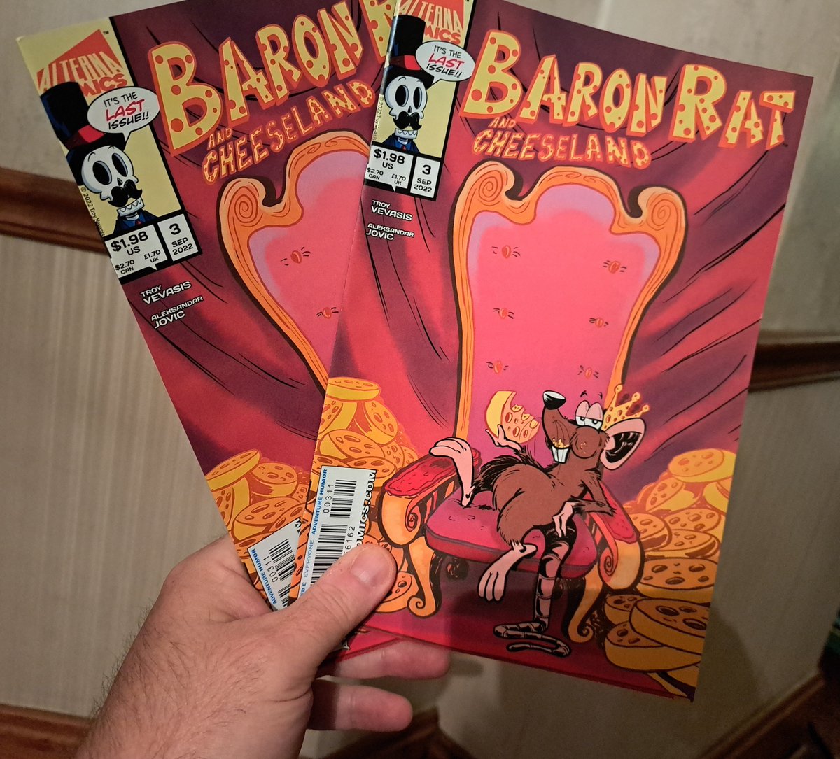 MarkWahhhid's tweet photo. The Tuttle grandchildren got wise to my schtick of "You get your Baron Rat when Grandpa Tommy's done reading it!"
So now I buy two copies.
#MAKEMINEALTERNA
@MrCryptComic @Crazy_Toons @petersimeti @ALTERNACOMICS https://t.co/UrZbW00v91