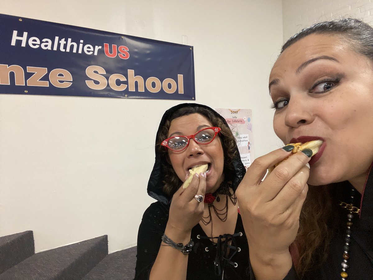 Natali Legeros tweet media