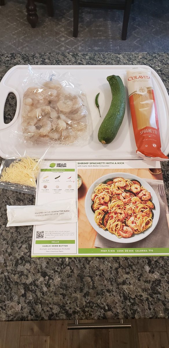 Raven_Guild's tweet photo. Just made my first #hellofresh box and even though its not something I'd normally eat, its actually pretty good! Use https://t.co/w3Lf5KeeM6 if you want to try yours and get 65% off plus free shipping! https://t.co/u2r0uAhIrP