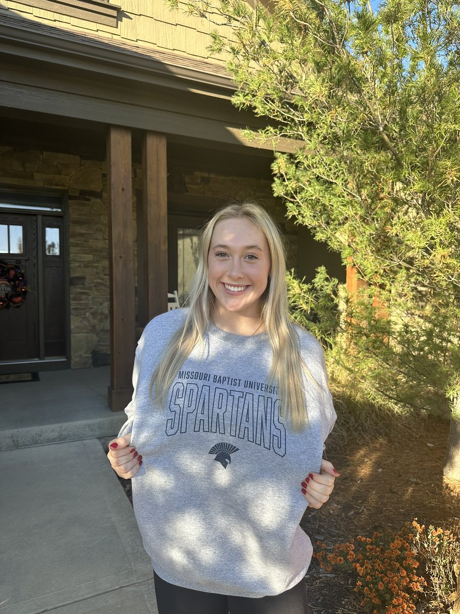 Hannahbmiller18's tweet photo. I am beyond grateful to announce my verbal commitment to Missouri Baptist University. I'd like to thank my family, coaches, and team for always supporting me! https://t.co/WhWNbmc5eM