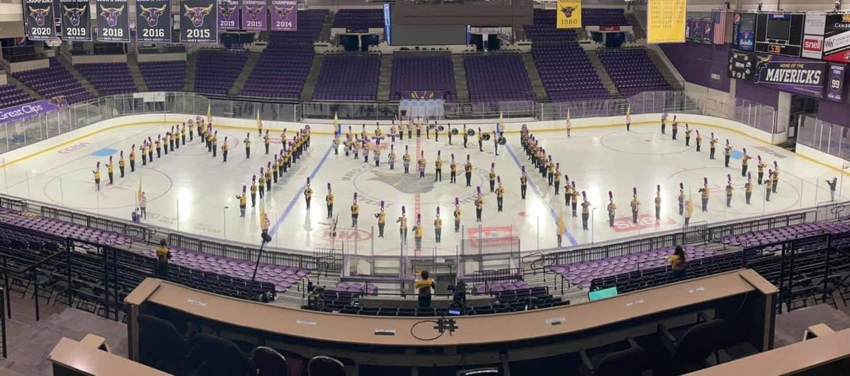 Mavmachine's tweet photo. Headed to @MinnStMHockey tonight? Donβt forget the Machine needs your support to help keep us growing into the future! Please consider donating to our crowdfunding campaign. #HornsUp #SupportTheMachine π https://t.co/PAsqSVNfwl https://t.co/jimgpjMrLB